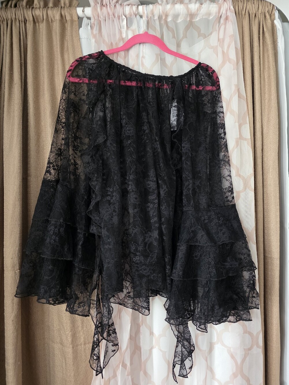 Torrid Size 3 Black Lace Ruffle Long Sleeve Blouse Nwt